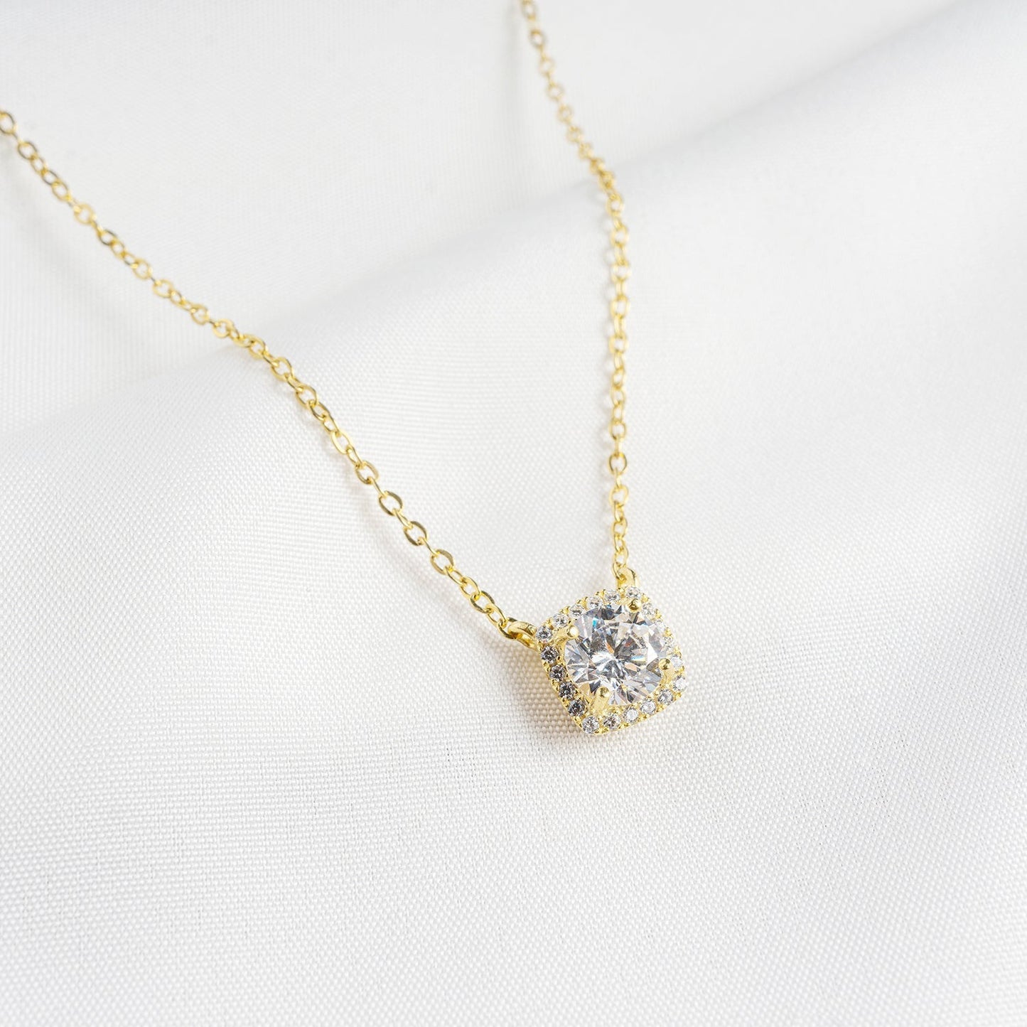 Zircon Square Necklace