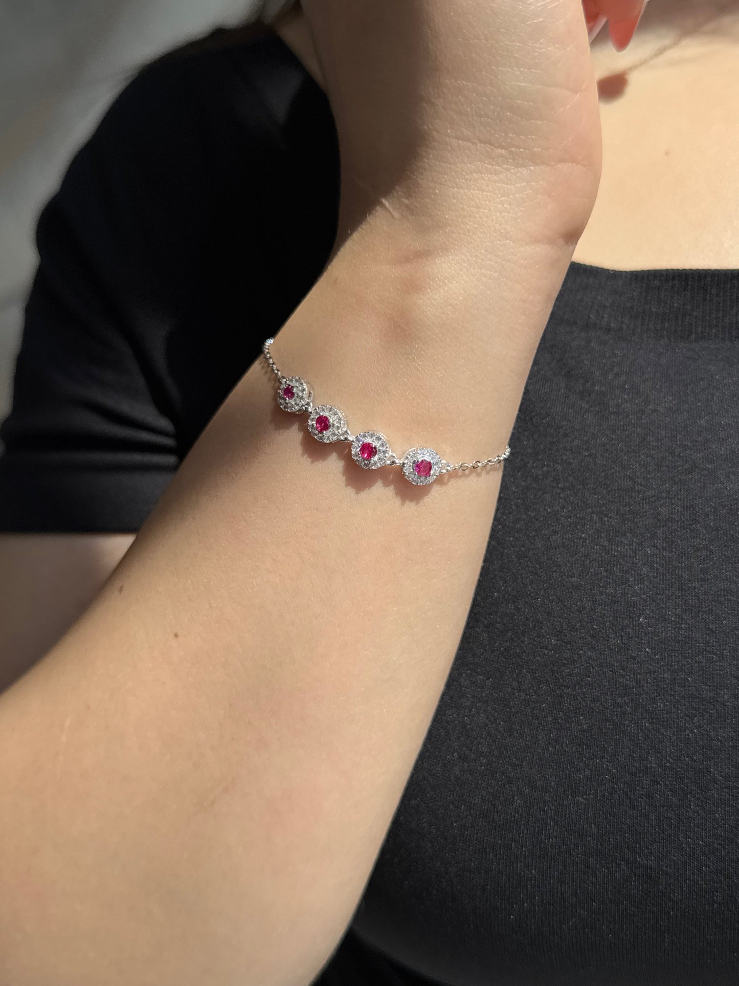 Circular Diamond Chain Bracelet