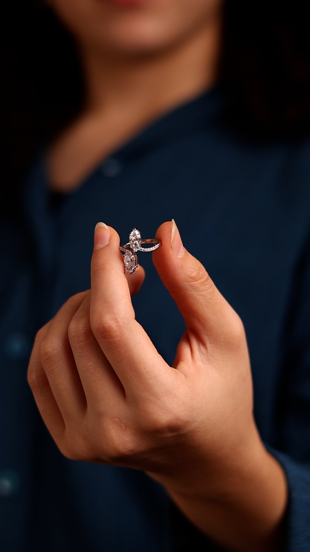 Twin Leaf Zircon Ring