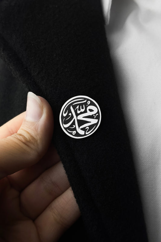 دبوس بدلة دائري